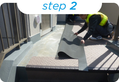 階段防水工事 Step2 長尺塩ビシート貼り